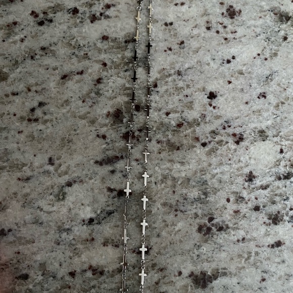 Cross Necklace - Picture 4 of 6